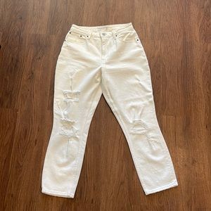 Curve love white denim